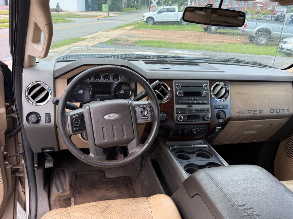 2012 Ford F-250 Super Duty Lariat - Photo 11