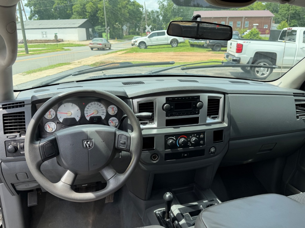 2007 Dodge Ram 2500 Pickup ST - Photo 11